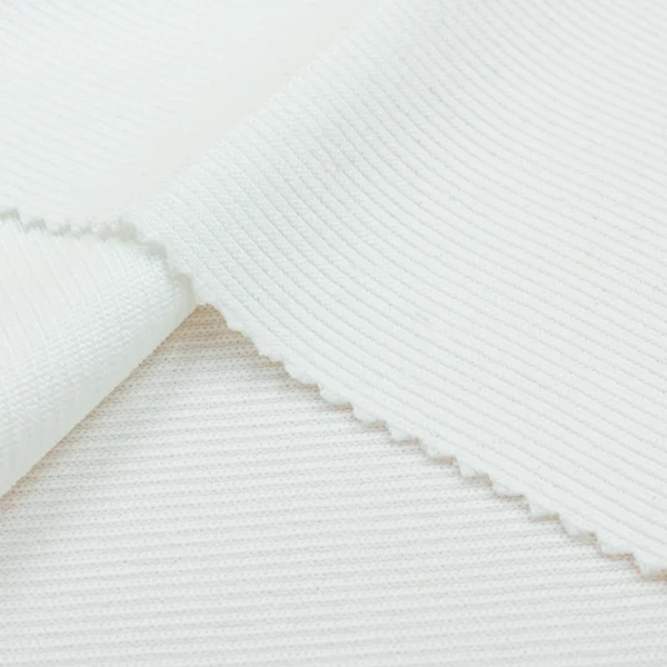 ผ้าโพลีเอสเตอร์ ผ้าร่อง 2x2 สีขาว IR2